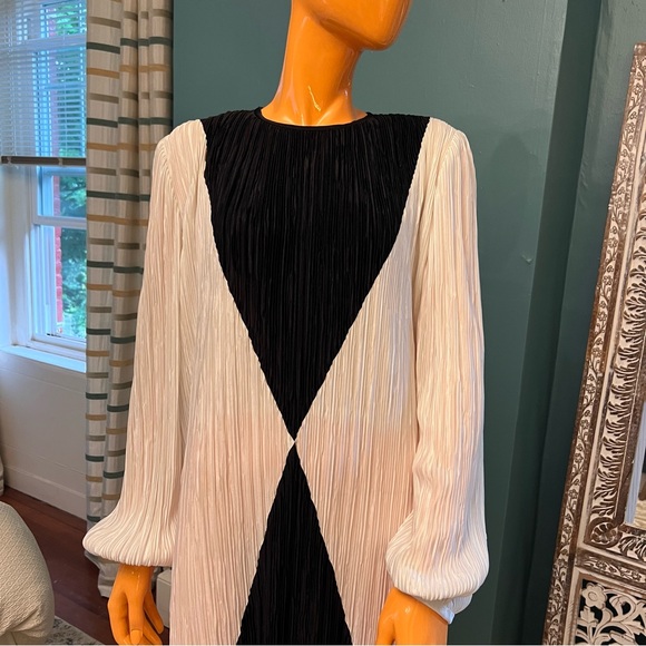 HAL FERMAN Crinkle Pleated Midi Dress Plus Size - Picture 3 of 12